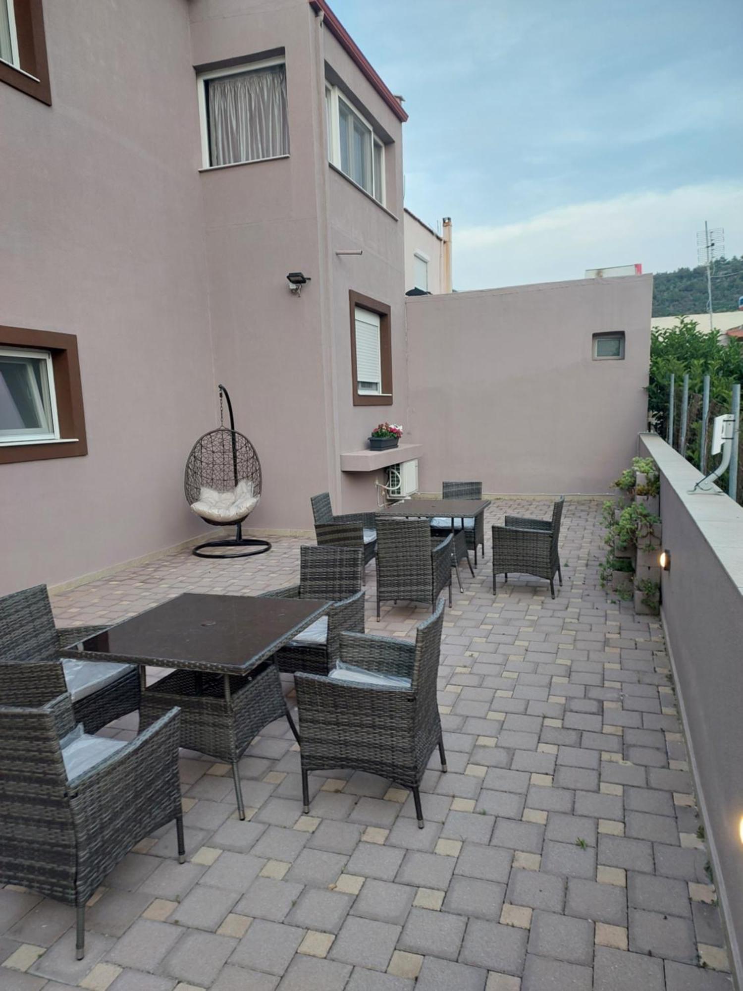 Giotis Apartment